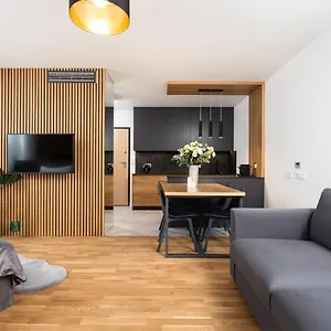 Inpoint G15 Near Old Town & Kazimierz District & Parking Option شقة فندقية
